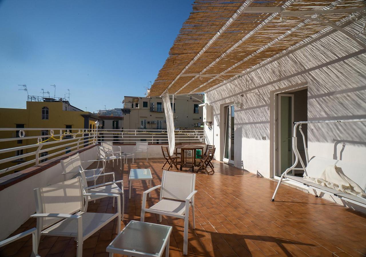 Le Stanze Di Cloe Hotel Naples Luaran gambar