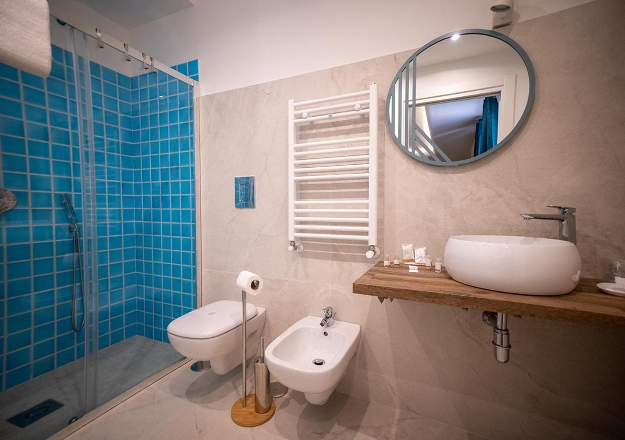 Le Stanze Di Cloe Hotel Naples Luaran gambar